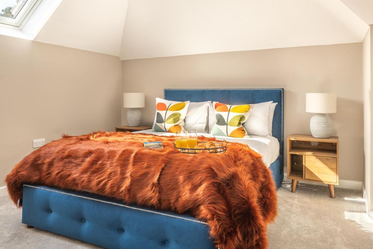 10 Oystercatcher Court - Stylish Penthouse With Stunning Sea Views Apartment *