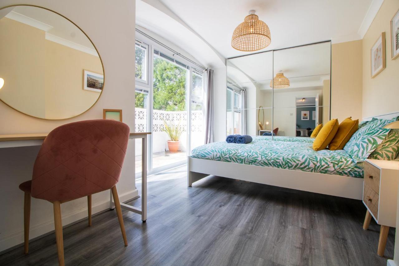 Sunways, Quiet South Facing Terrace, Walk To Beach! Apartment