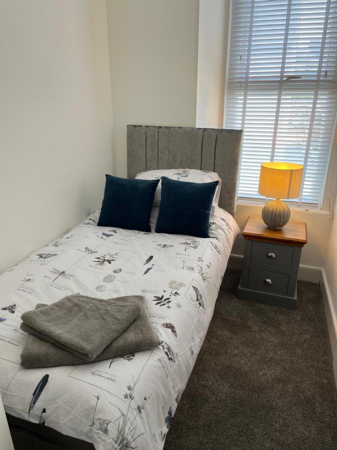 Town House,walking Distance To Beach,town,harbour *