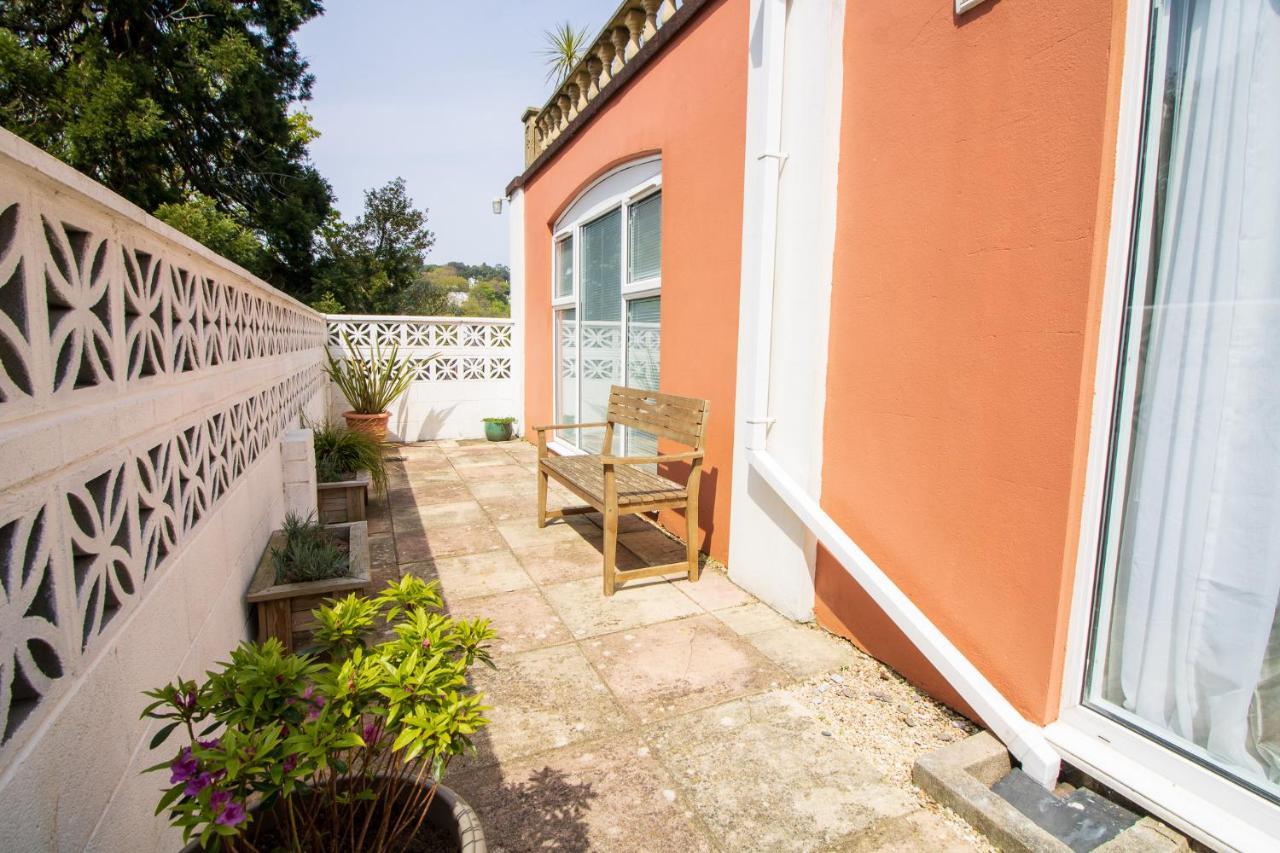 Sunways, Quiet South Facing Terrace, Walk To Beach!