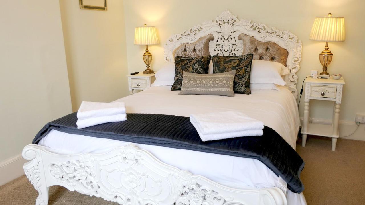 Fleurie Guest house 4*