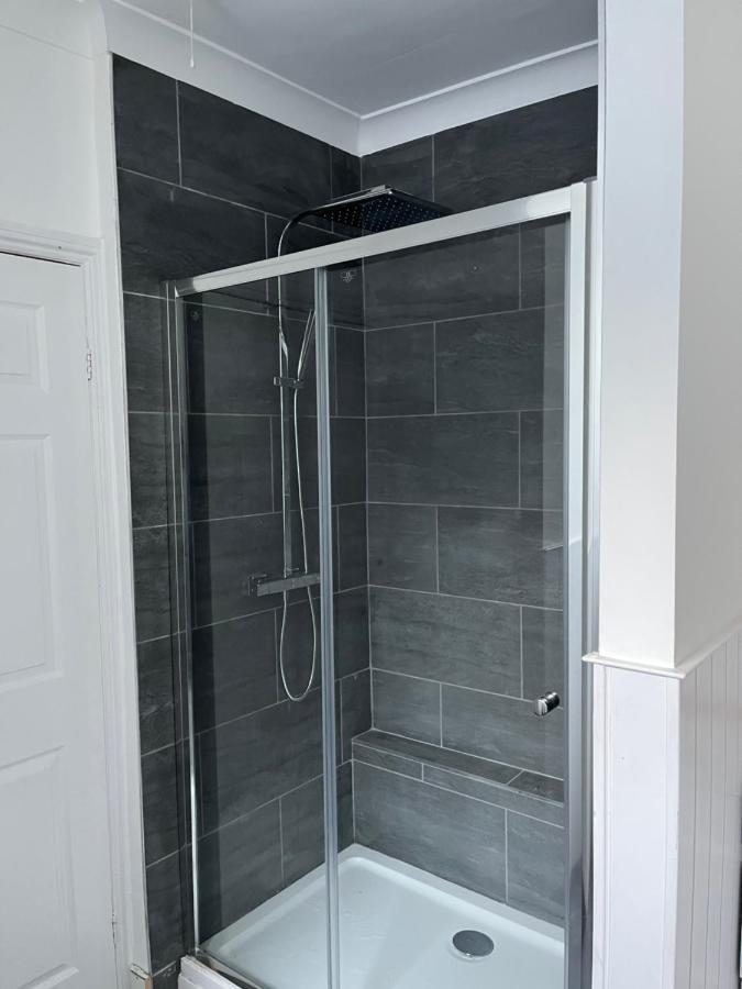 Town House,walking Distance To Beach,town,harbour Torquay