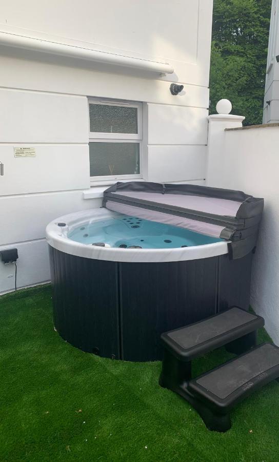 Torquaytownhouse With Hot Tub 200m From - Free Wifi Sky Glass Casa de férias