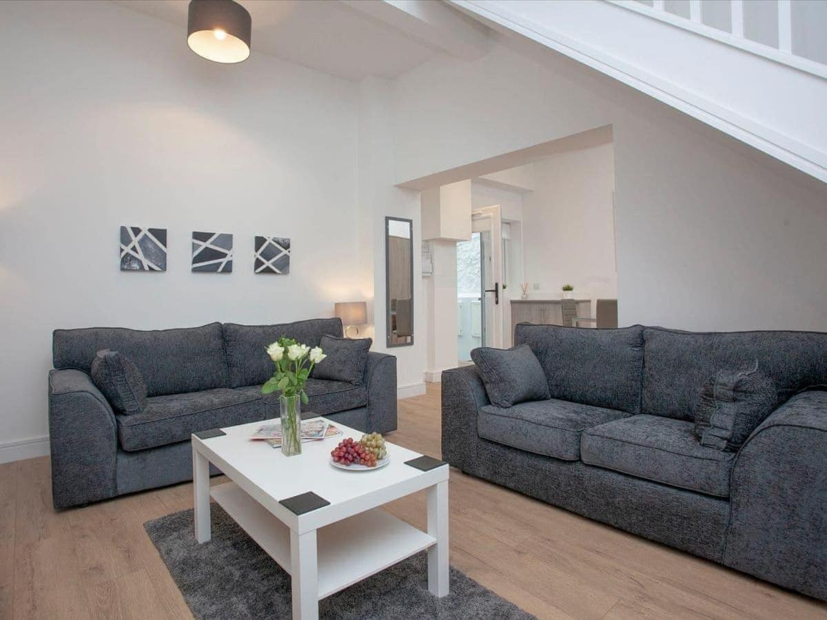 1 Primrose Mews
