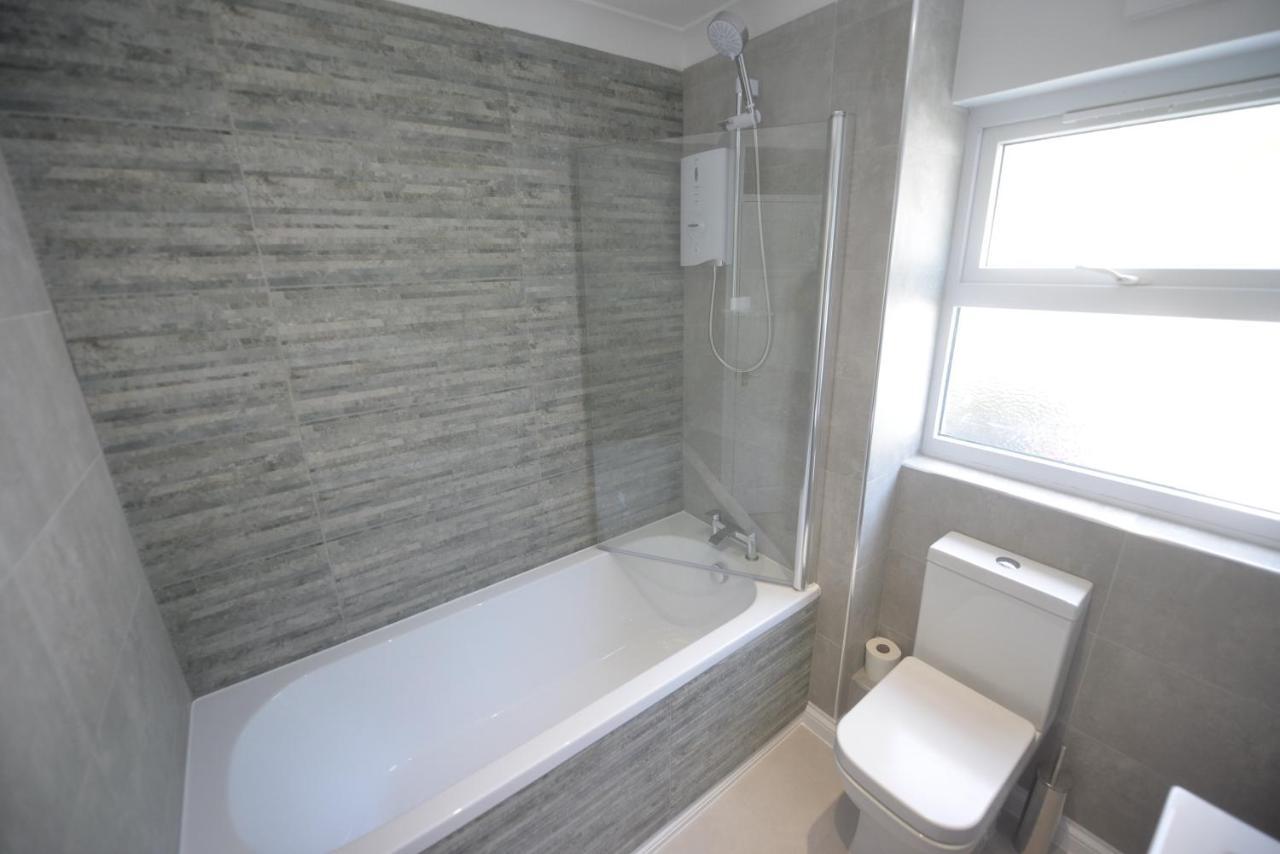 Torquaytownhouse With Hot Tub 200m From - Free Wifi Sky Glass Casa de férias *