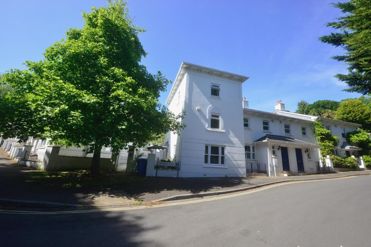 Torquaytownhouse With Hot Tub 200m From - Free Wifi Sky Glass Casa de férias