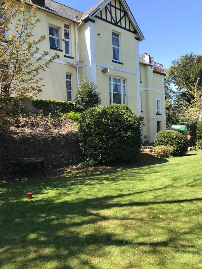 * Popular * Stunning Quiet By The Sea Apartment *