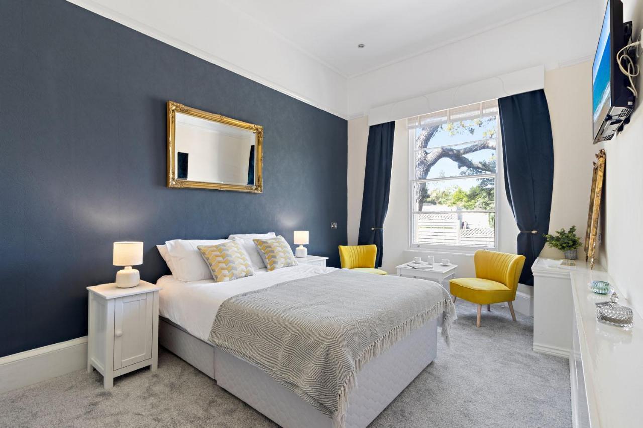 Marstan * Torquay