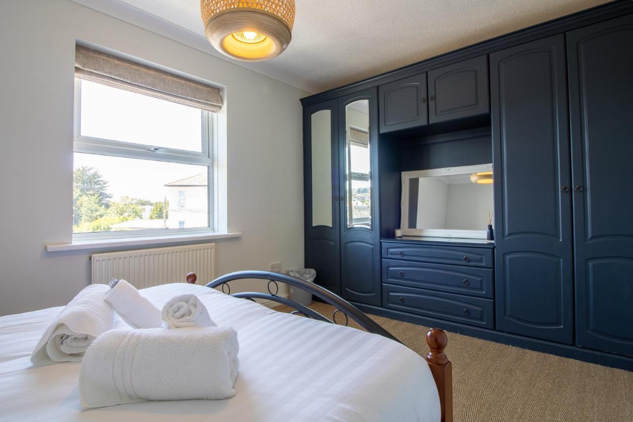 Laurels- 3-beds, Parking, Short Walk To * Torquay