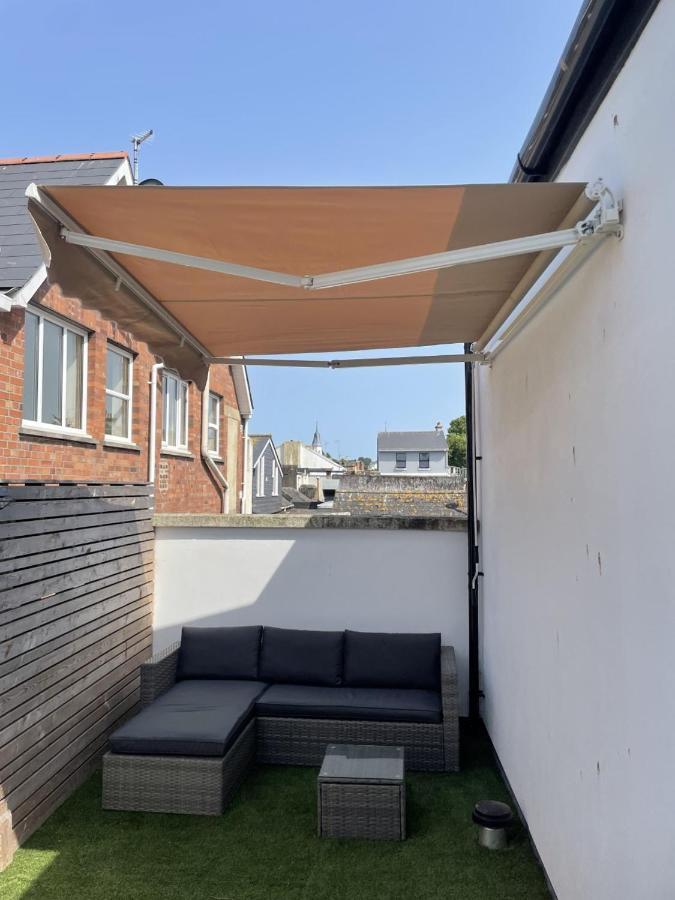 1 Primrose Mews * Torquay