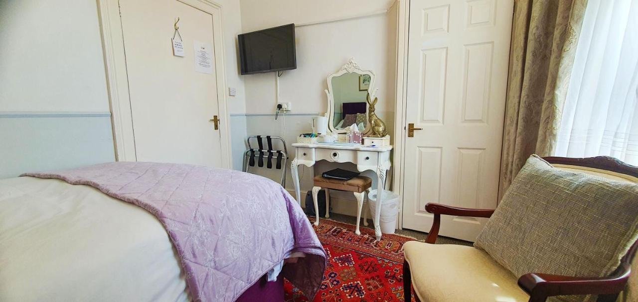 Fleurie Guest house 4*
