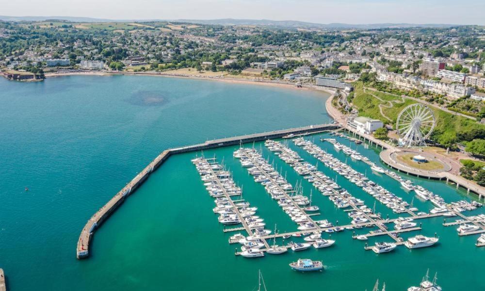 Lovely Heather House 3 Kings 1 Double Sofa * Torquay