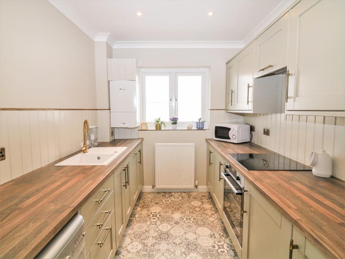 2 Chapelstones Torquay