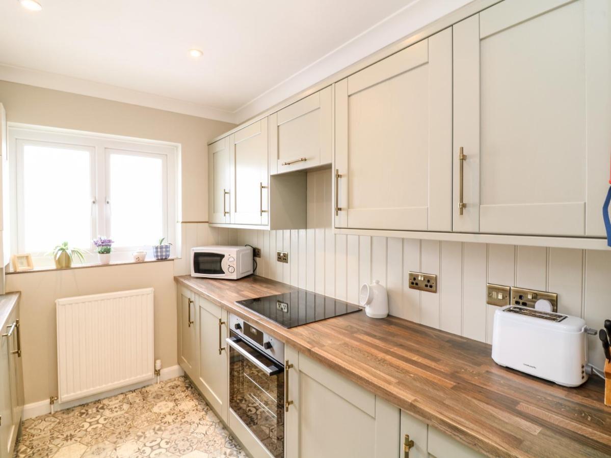 2 Chapelstones Apartment Torquay