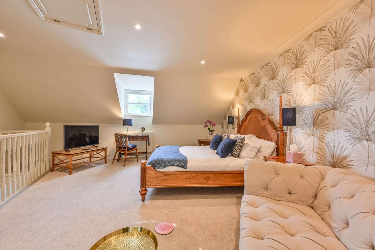 Lisburne Place - Luxury Three Bedroom Town House * Torquay