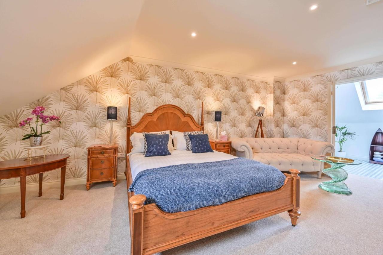 Holiday home Lisburne Place - Luxury Three Bedroom Town House