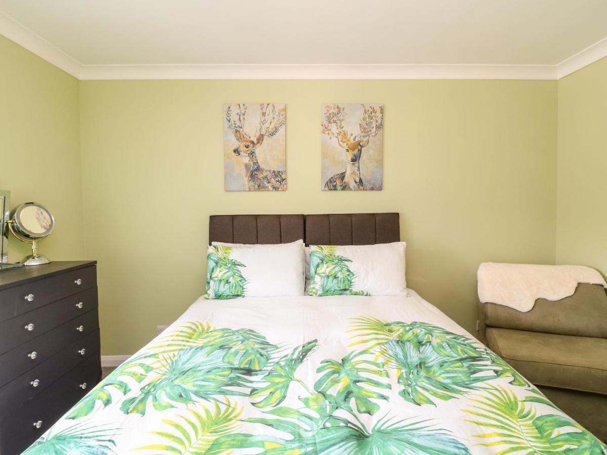 2 Chapelstones Apartment