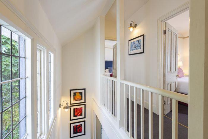 4 Bed - Torquay