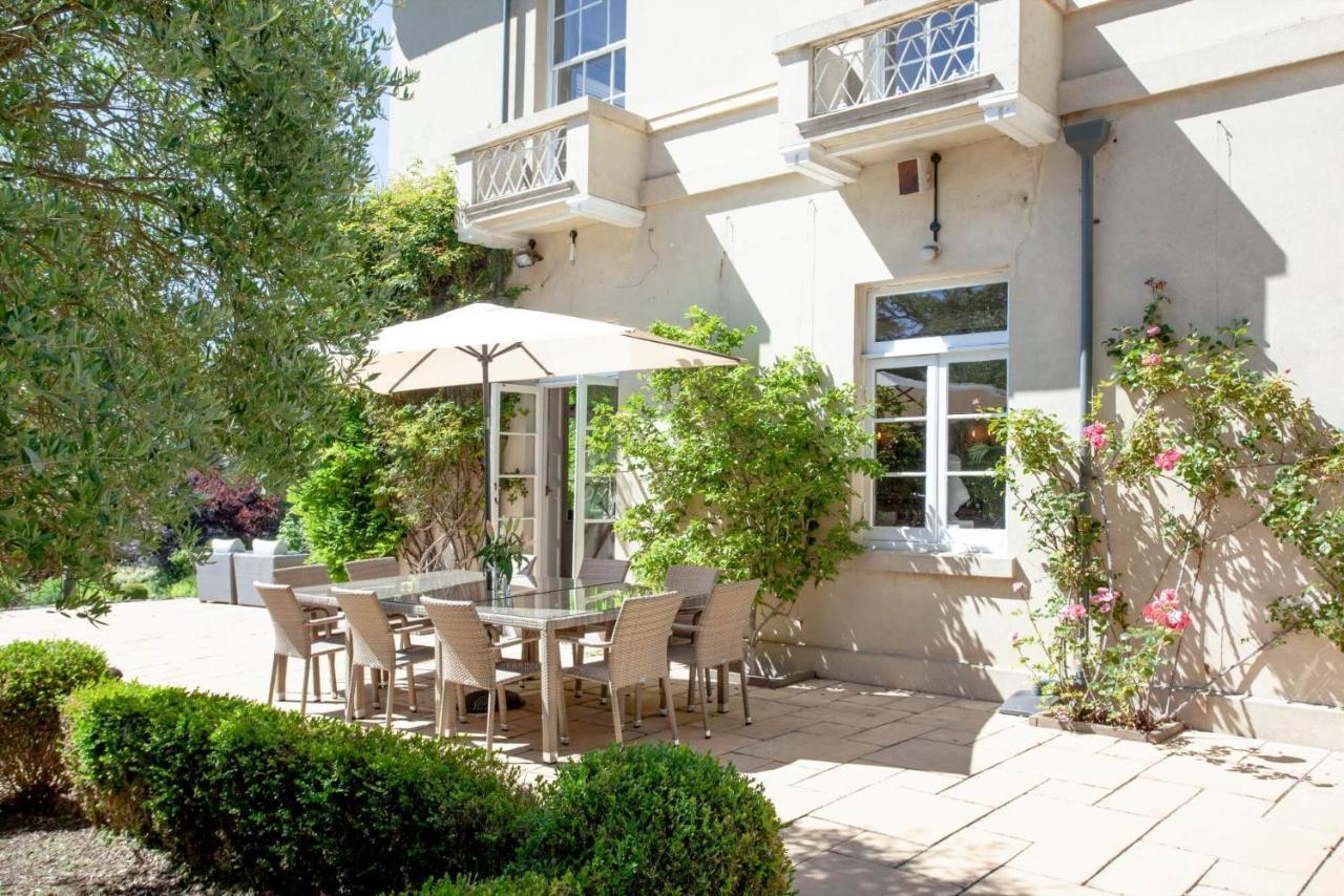 Villa St Anne's Manor - Luxury With Hot Tub *