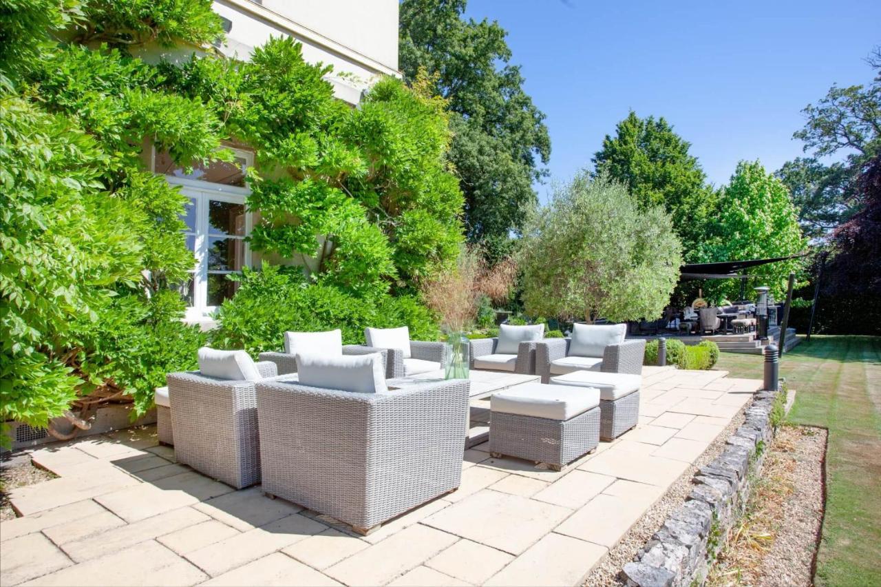 St Anne's Manor - Luxury With Hot Tub Villa