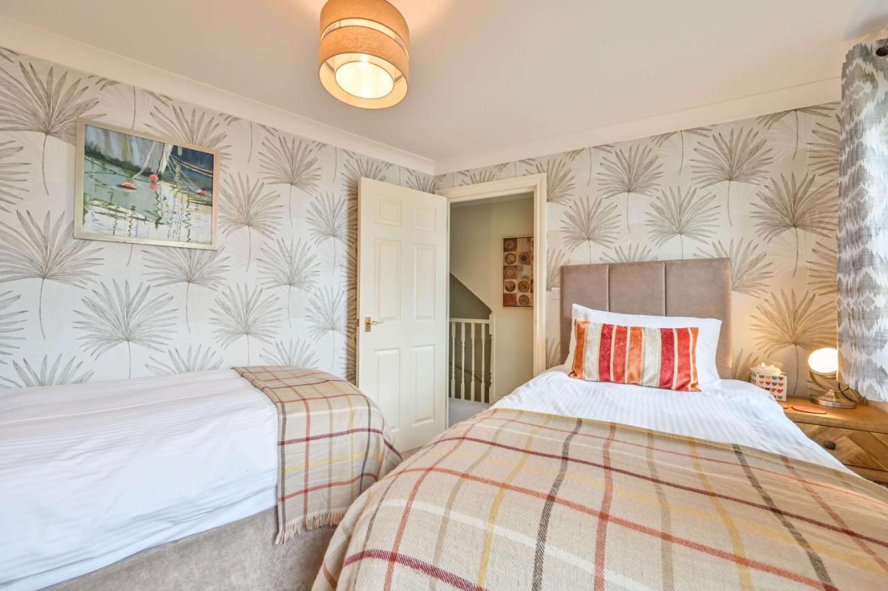 Lisburne Place - Luxury Three Bedroom Town House Holiday home Torquay