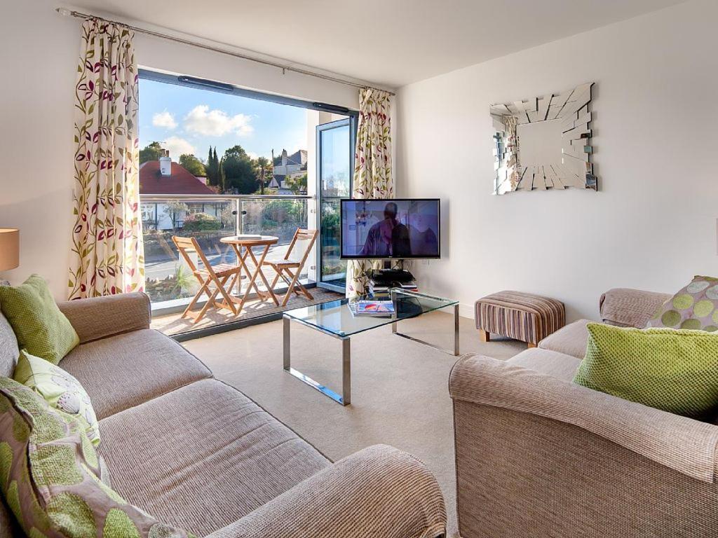 Beaches - South Sands House Torquay