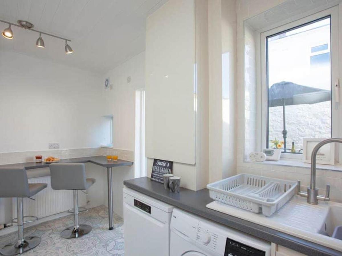 Suzie's Pad Devon * Torquay