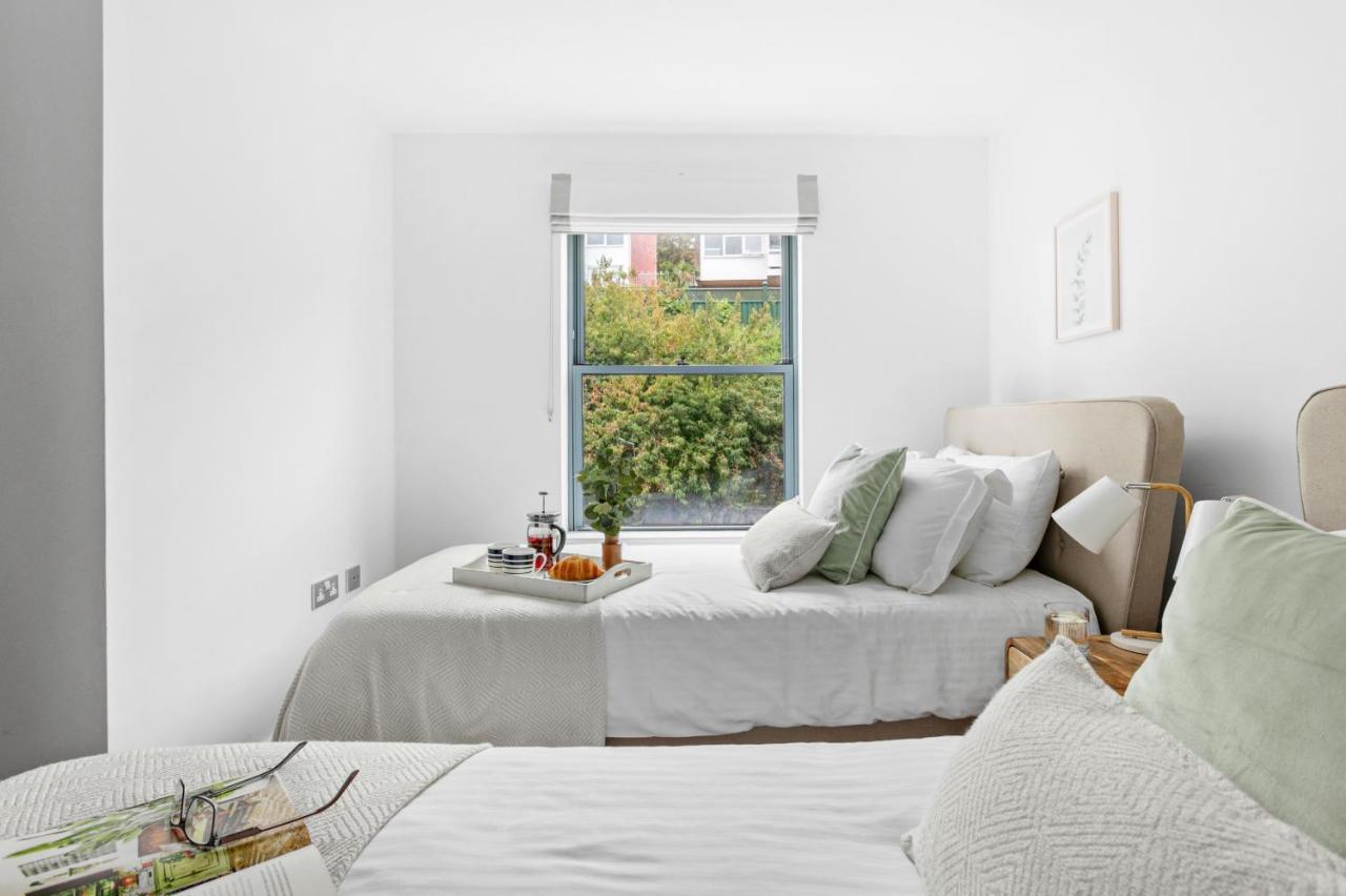 A7 Masts - Striking Beach Bolthole With Beautiful Sea Views Private Balcony & Parking Apartamento