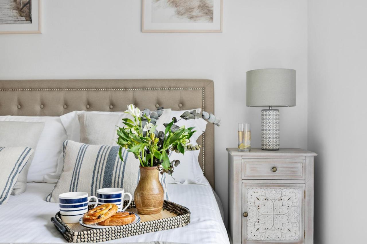 A7 Masts - Striking Beach Bolthole With Beautiful Sea Views Private Balcony & Parking Apartamento Torquay