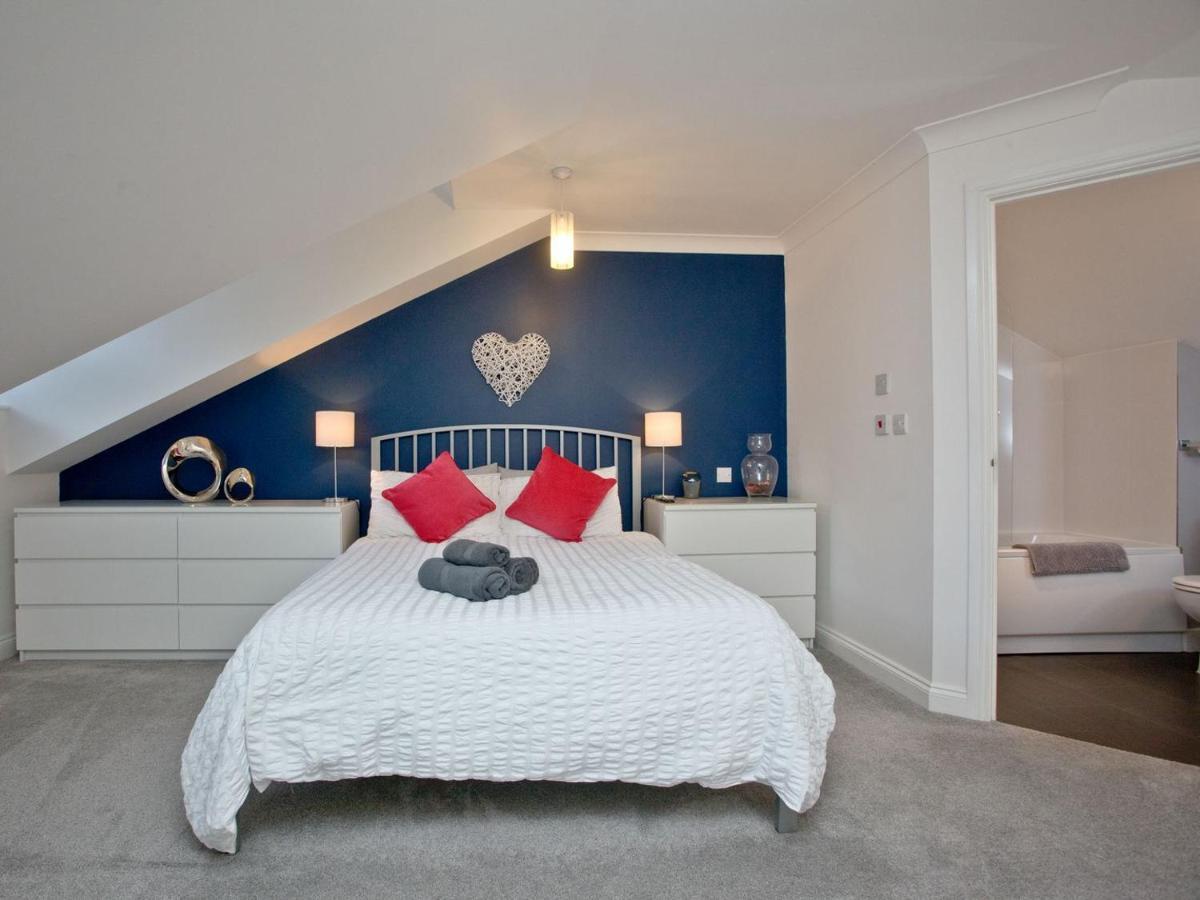 Holiday home Mount Braddon Mews