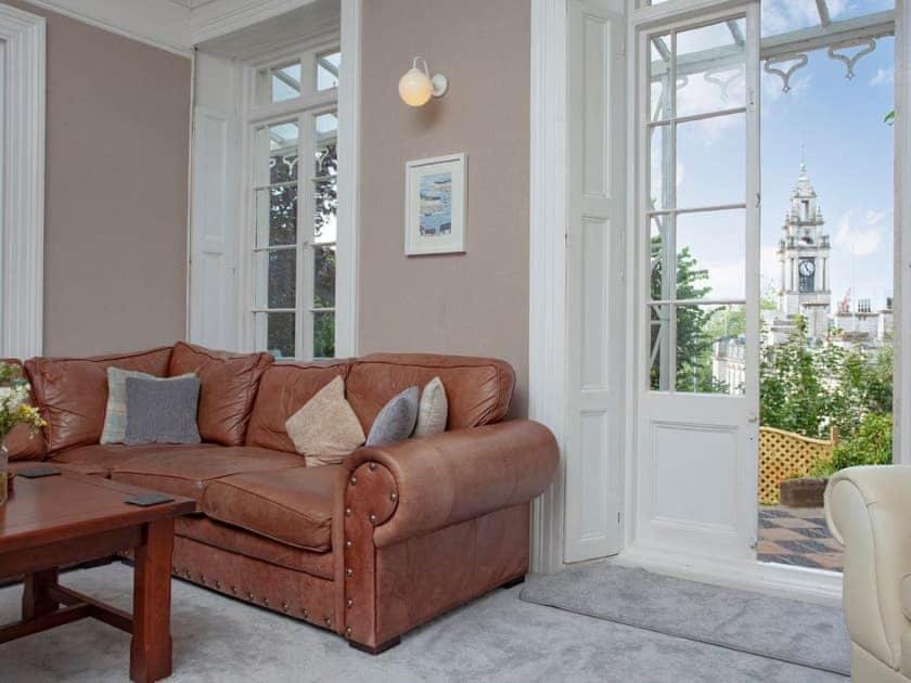 Glenthorne Villa *