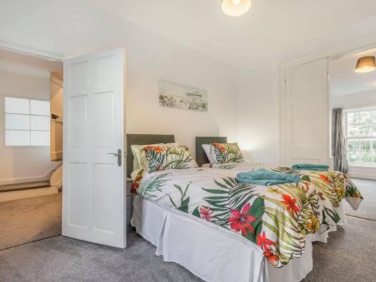Lovely Heather House 2 King 1 Double 2 Single Beds Torquay