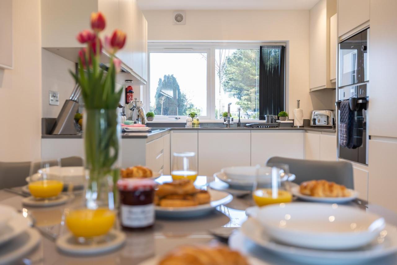 Rutland Heights: Coastal Retreat With Sea Views And Ev Charging Holiday home