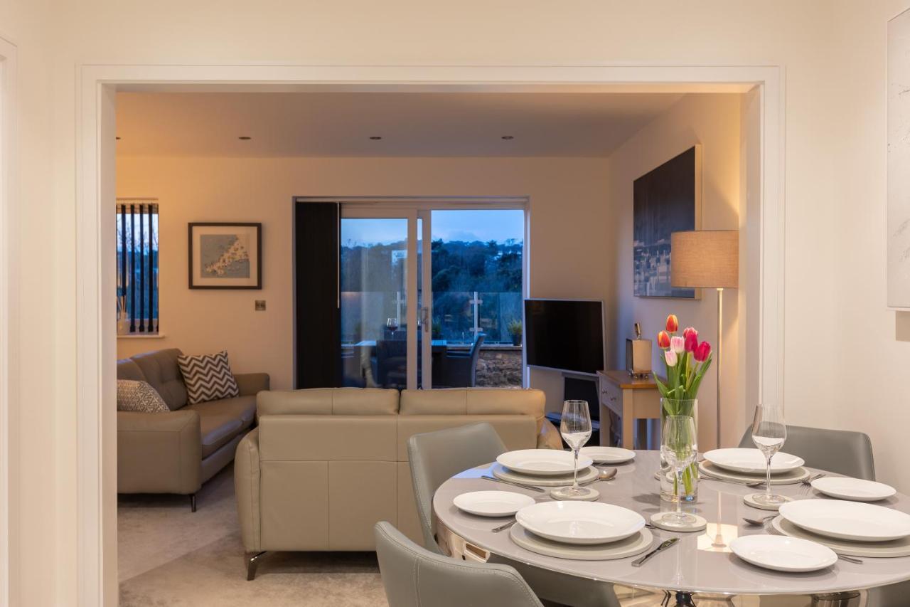 Rutland Heights: Coastal Retreat With Sea Views And Ev Charging Holiday home