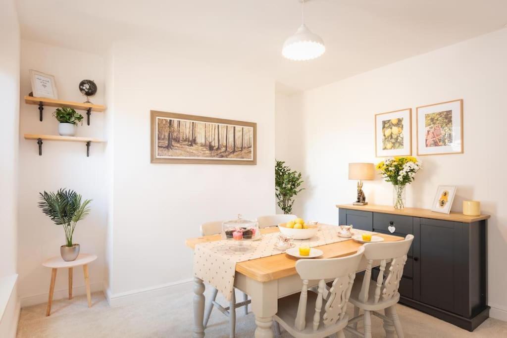 *brand New* Lemon Tree Holiday home