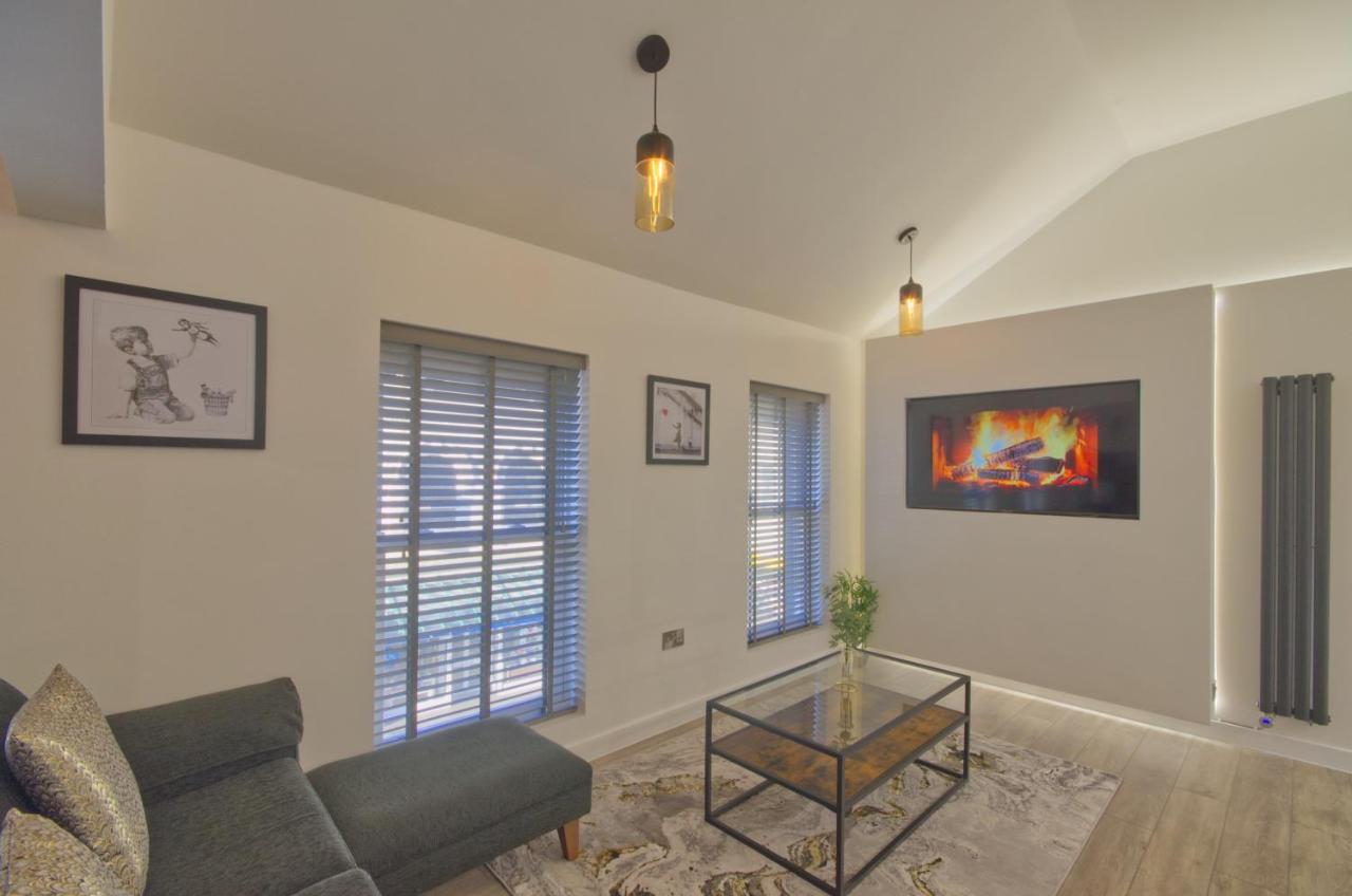 Apartment Harbour Heights: Luxury Coastal Retreat In The Riviera Torquay