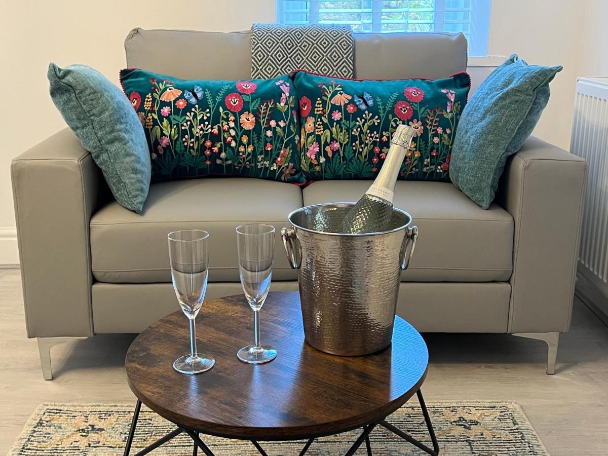 Apartment Large Three Bed Two Bathroom Flat In Torquay