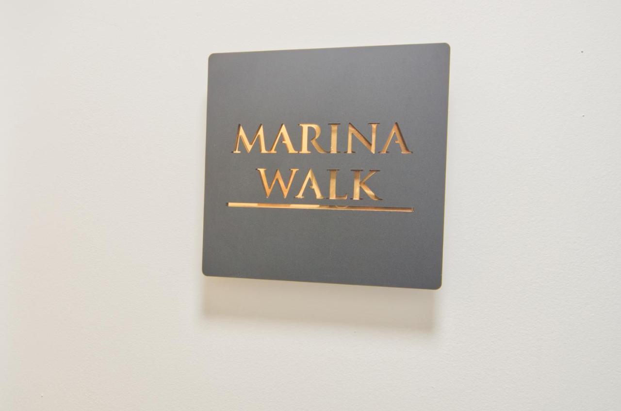 Apartment Marina Walk: Luxe Coastal Near Marina
