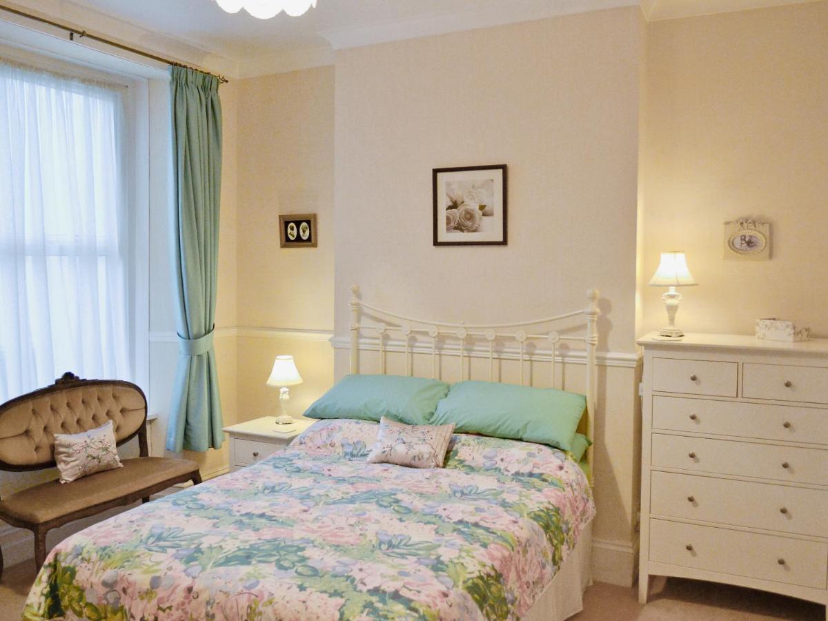 Holiday home Molly's - 28250