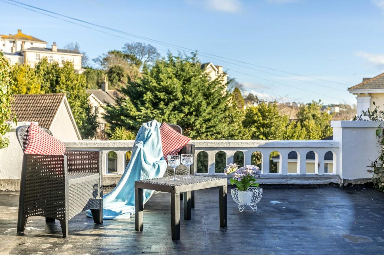 The Birches - Large Victorian Villa, Holiday home