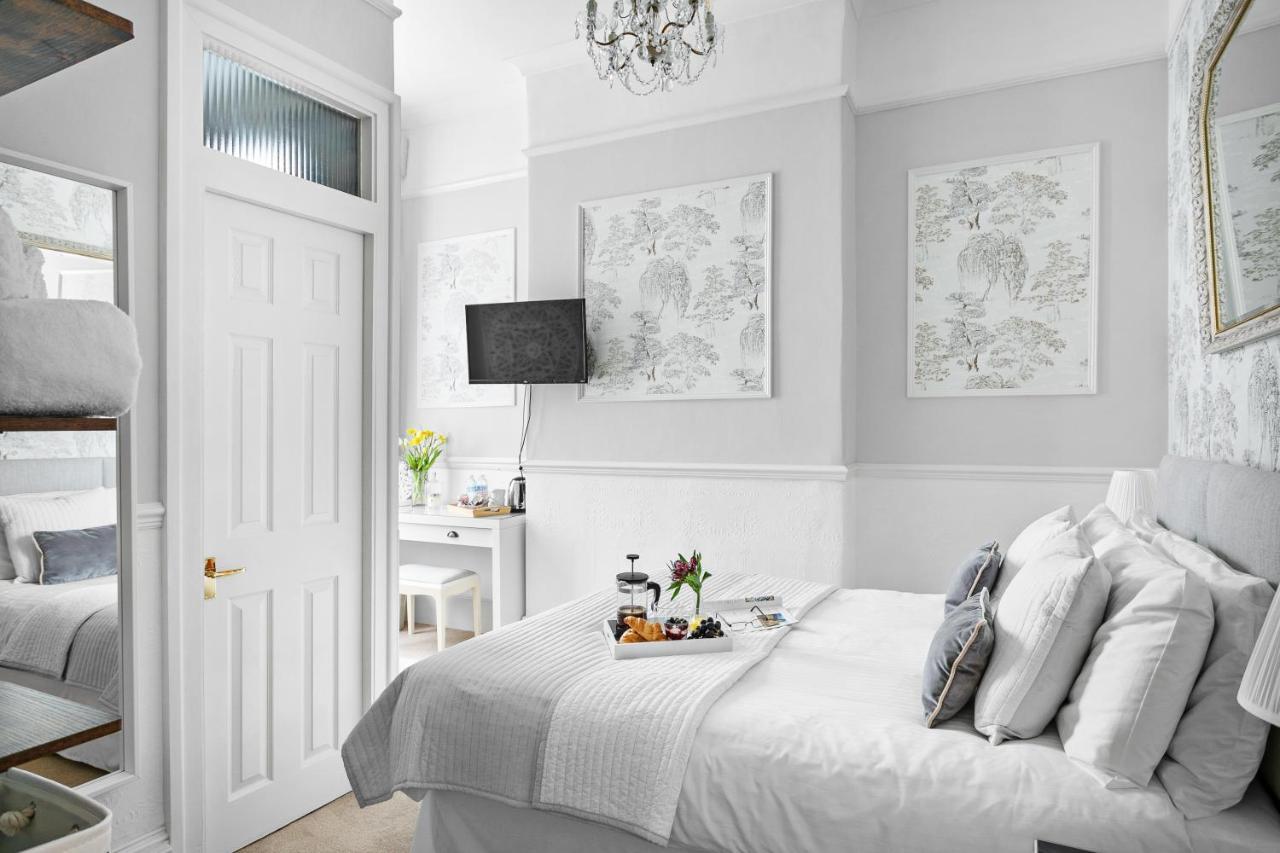 Guest house Sandway House 4*
