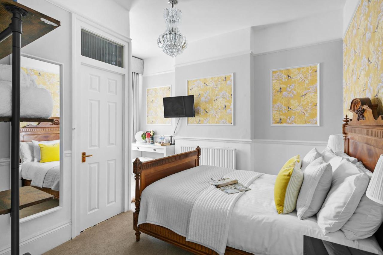 Sandway House Guest house