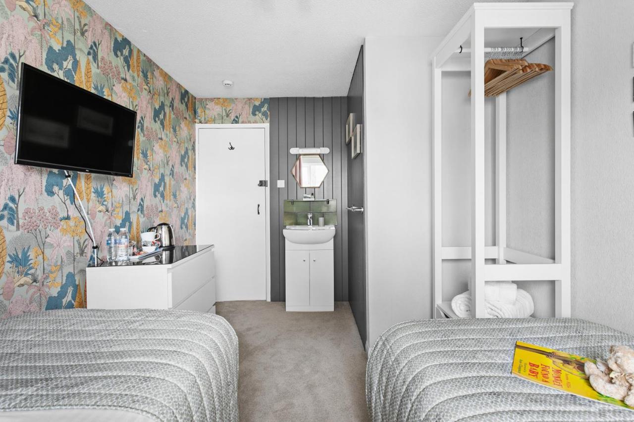 Guest house Sandway House 4*