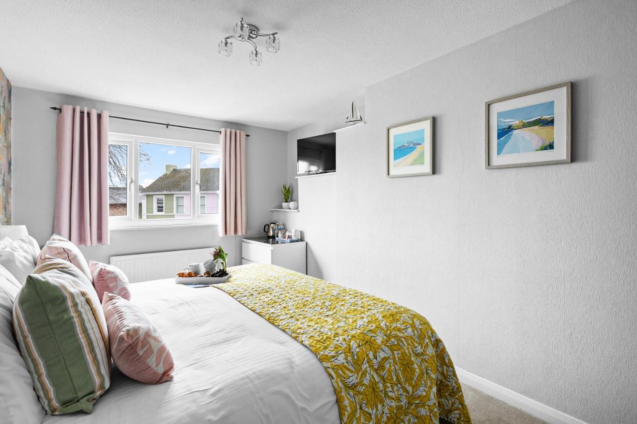 Sandway House Guest house