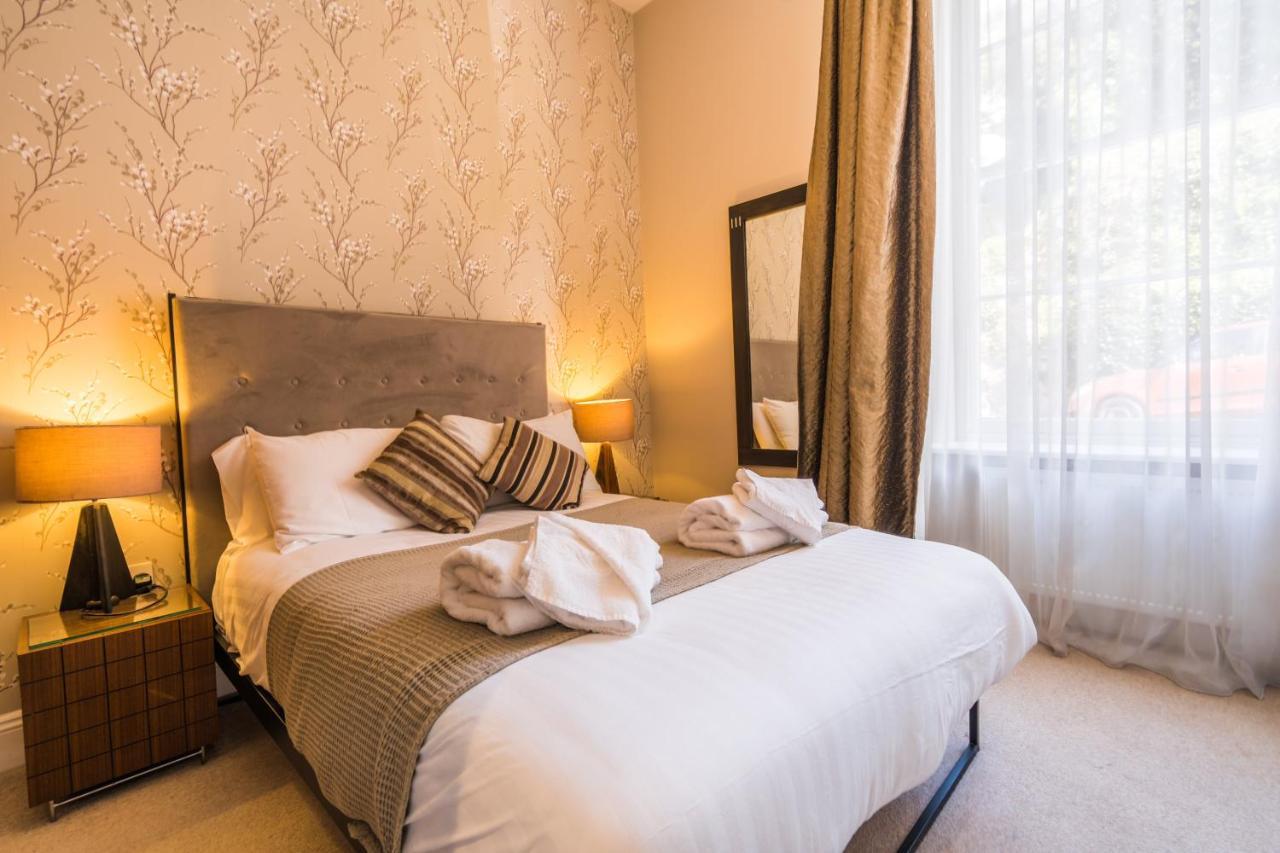 Astor House Torquay
