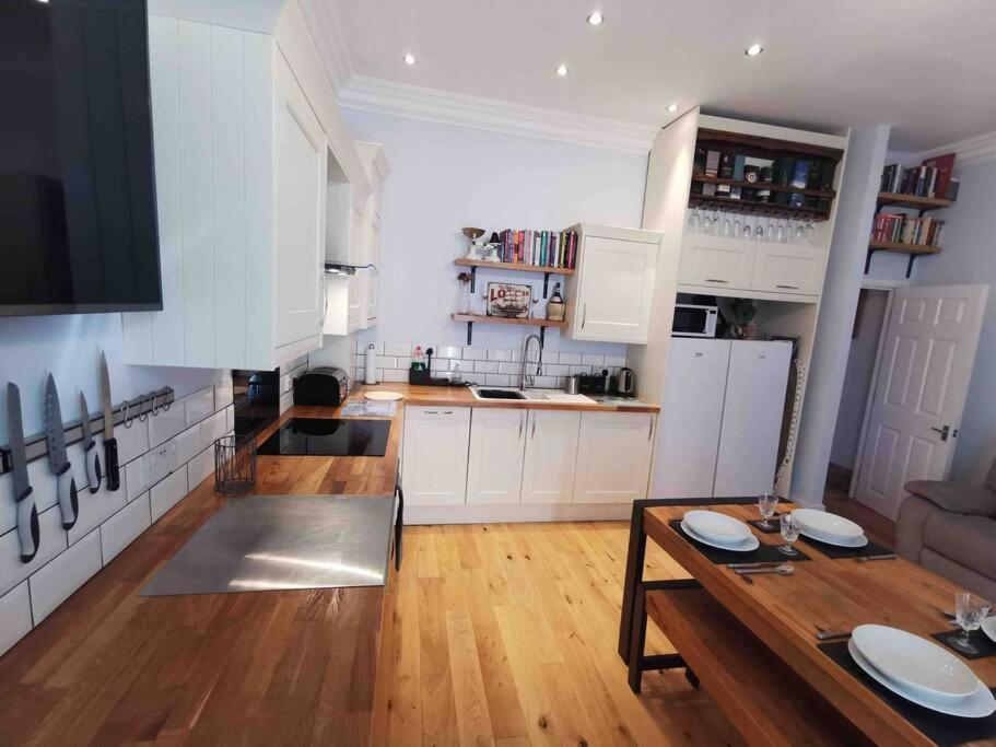 Number 7 Stunning Sea Views * Torquay