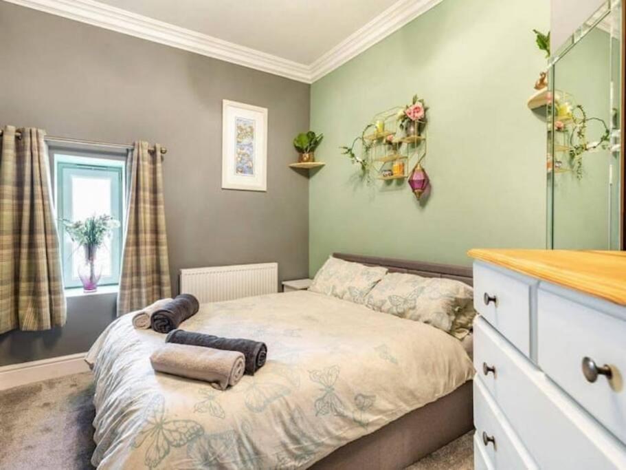 Number 7 Stunning Sea Views *