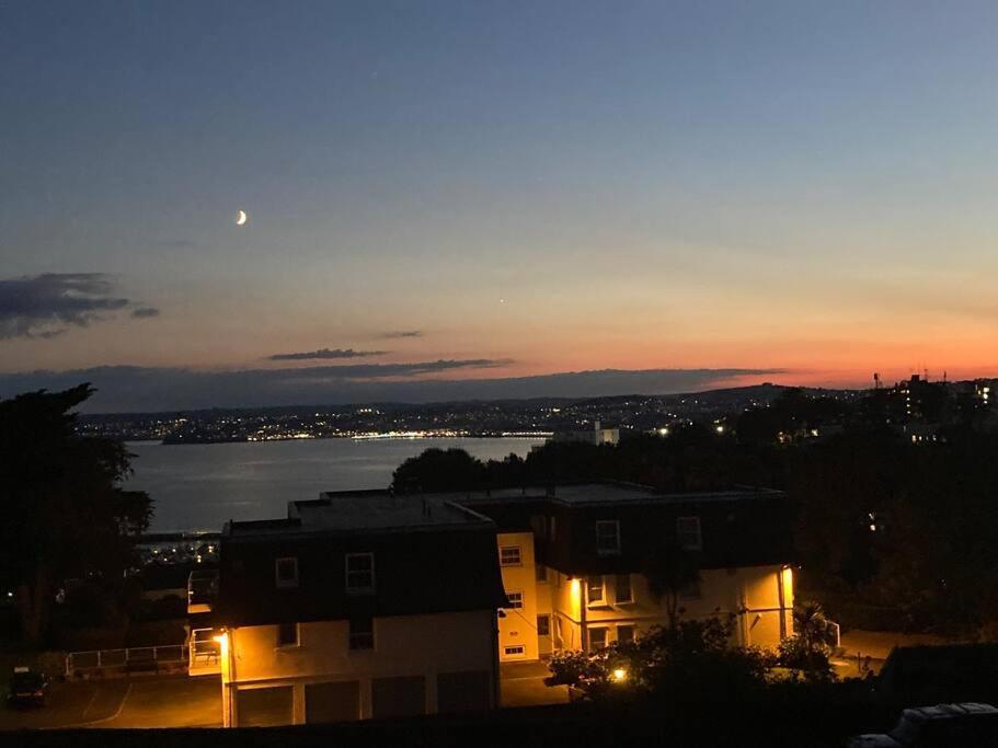 Number 7 Stunning Sea Views