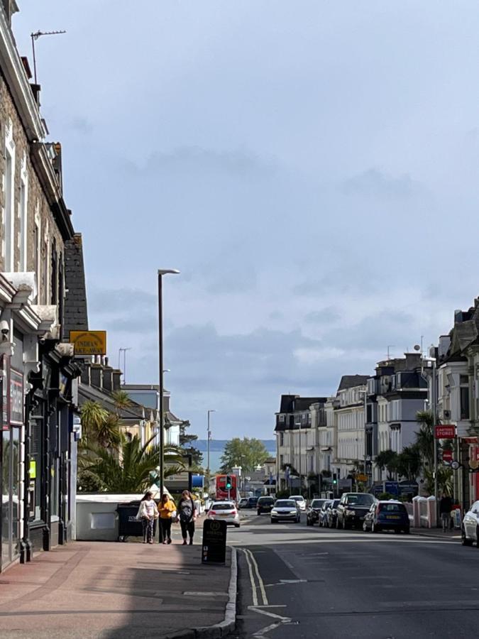 Apartment Sandy Toes : Relaxing Contemporary Victorian 10 Mins To Beach