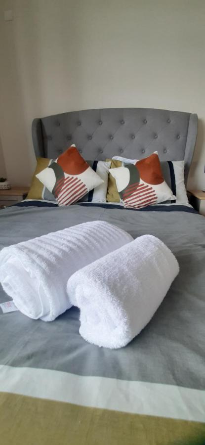 Apartment Rare Luxury Harbourview Sleeps 6 *